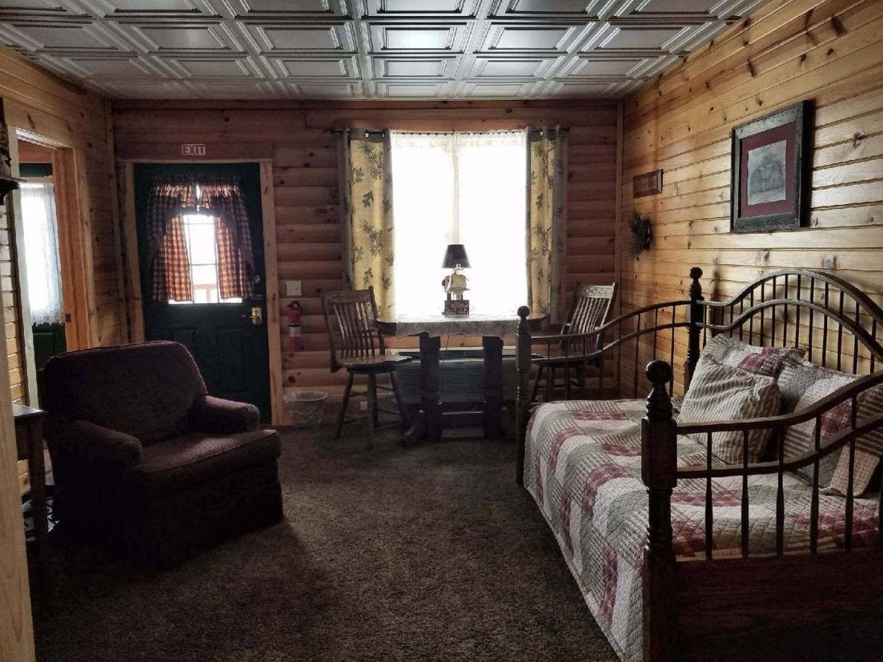 Amish Blessings Cabins Millersburg Exterior foto